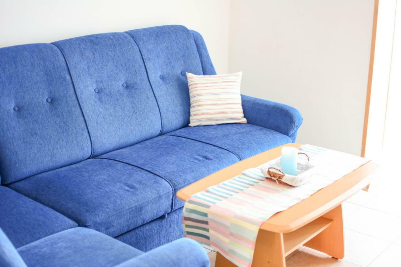 Apartmani Prvi Red Do Mora Pag Town Dış mekan fotoğraf